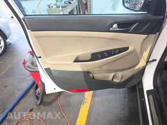 2017 Hyundai Tucson Limited – miniatura 9