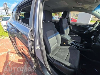 2017 Hyundai Tucson SE - miniatura 18