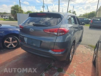 2017 Hyundai Tucson SE - miniatura 3
