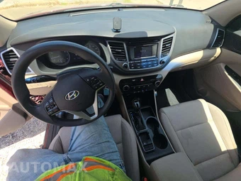 2017 Hyundai Tucson SE – miniatura 10