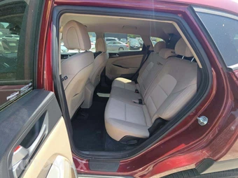 2017 Hyundai Tucson SE – miniatura 13