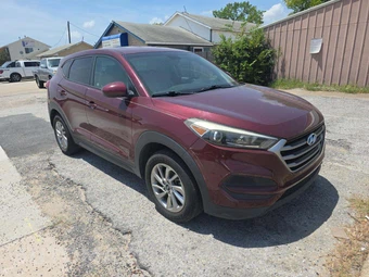 2017 Hyundai Tucson SE – miniatura 4