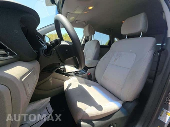 2017 Hyundai Tucson SE – miniatura 3
