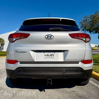 2017 Hyundai Tucson SE - miniatura 12