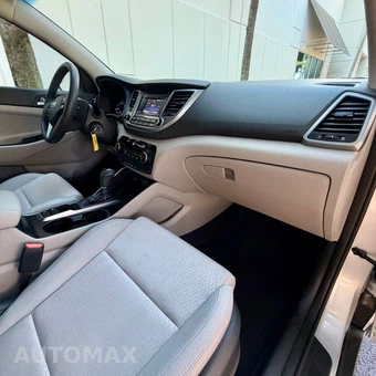 2017 Hyundai Tucson SE - miniatura 19