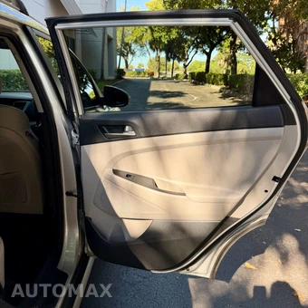 2017 Hyundai Tucson SE - miniatura 20