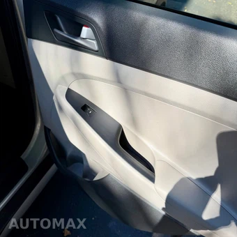 2017 Hyundai Tucson SE - miniatura 21
