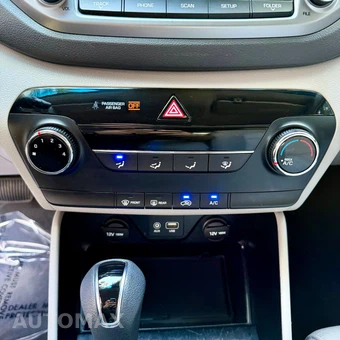 2017 Hyundai Tucson SE - miniatura 39