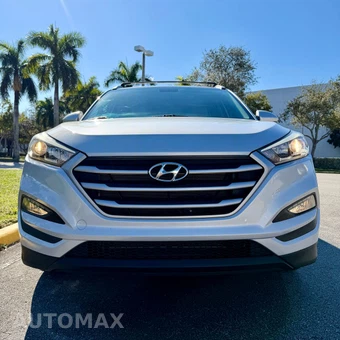2017 Hyundai Tucson SE - miniatura 5
