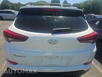 2017 Hyundai Tucson SE - miniatura 5