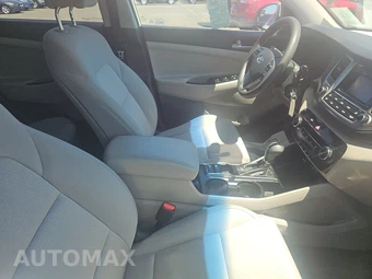 2017 Hyundai Tucson SE - miniatura 8