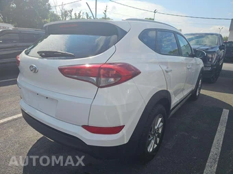 2017 Hyundai Tucson SE - miniatura 3