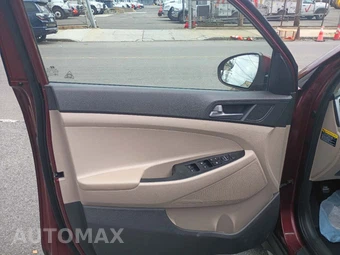 2017 Hyundai Tucson SE - miniatura 19