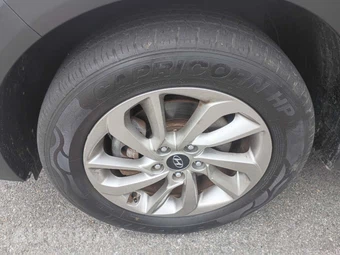 2017 Hyundai Tucson SE - miniatura 26