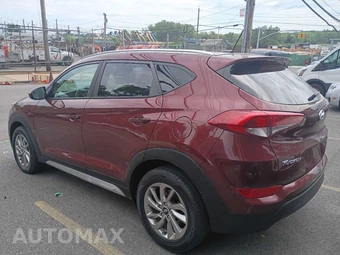 2017 Hyundai Tucson SE - miniatura 3