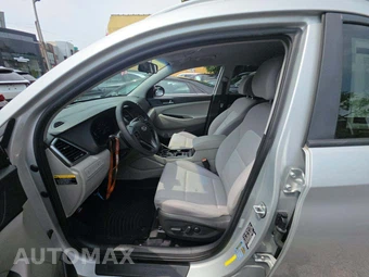 2017 Hyundai Tucson SE - miniatura 6