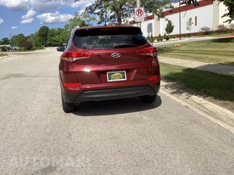 2017 Hyundai Tucson SE - miniatura 6