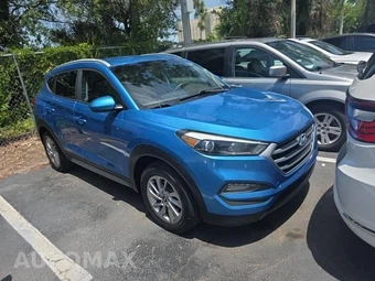 2017 Hyundai Tucson SE – miniatura 3
