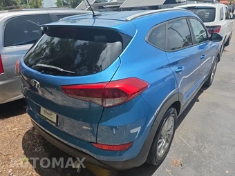 2017 Hyundai Tucson SE – miniatura 4