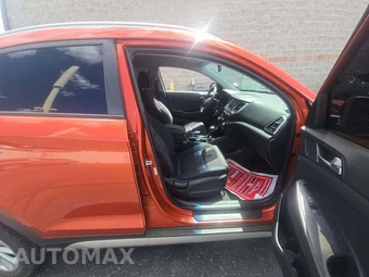 2017 Hyundai Tucson SE – miniatura 18