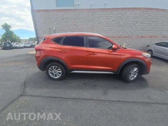 2017 Hyundai Tucson SE – miniatura 4