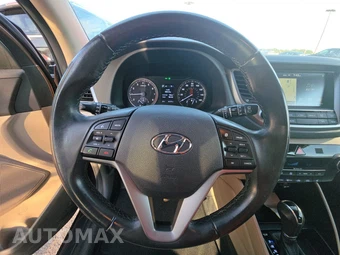 2017 Hyundai Tucson SE Plus – miniatura 10