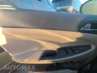 2017 Hyundai Tucson SE Plus – miniatura 9