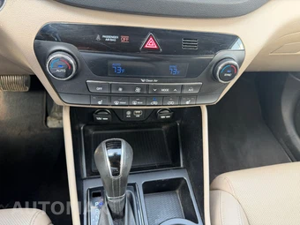 2017 Hyundai Tucson SE Plus - miniatura 14