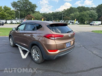 2017 Hyundai Tucson SE Plus - miniatura 3