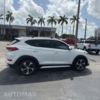 2017 Hyundai Tucson Sport - miniatura 4