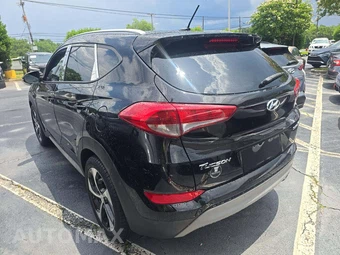 2017 Hyundai Tucson Sport - miniatura 2