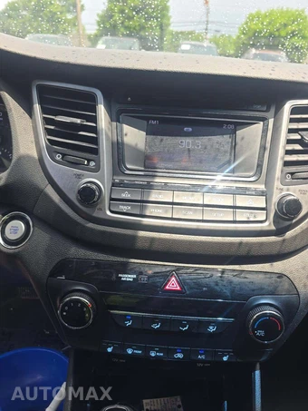 2017 Hyundai Tucson Sport - miniatura 9