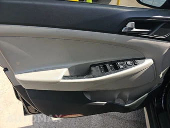 2017 Hyundai Tucson Sport - miniatura 9