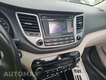 2017 Hyundai Tucson Value – miniatura 10