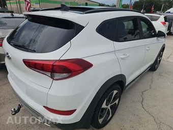 2017 Hyundai Tucson Value – miniatura 3