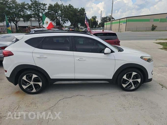 2017 Hyundai Tucson Value – miniatura 4