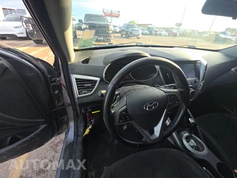 2017 Hyundai Veloster – miniatura 10
