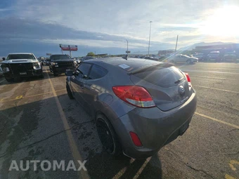 2017 Hyundai Veloster – miniatura 6