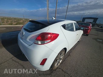 2017 Hyundai Veloster - miniatura 4