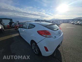 2017 Hyundai Veloster - miniatura 6
