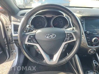 2017 Hyundai Veloster Value Edition – miniatura 10