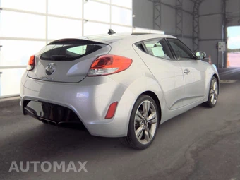 2017 Hyundai Veloster Value Edition – miniatura 4