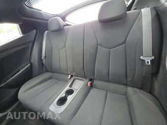 2017 Hyundai Veloster Value Edition – miniatura 10