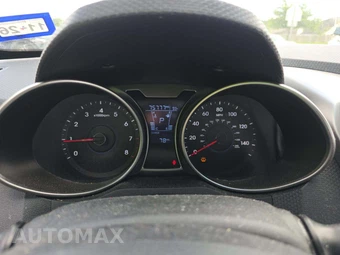 2017 Hyundai Veloster Value Edition – miniatura 6