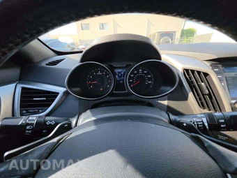 2017 Hyundai Veloster Value Edition - miniatura 9