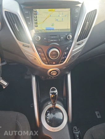2017 Hyundai Veloster Value Edition – miniatura 11