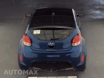 2017 Hyundai Veloster Value Edition – miniatura 5