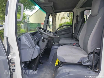 2017 Isuzu NPR HD Base Low Cab Crew - miniatura 23