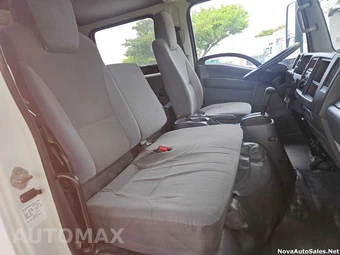 2017 Isuzu NPR HD Base Low Cab Crew - miniatura 25