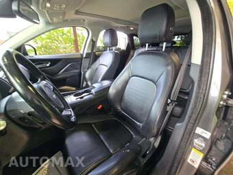 2017 Jaguar F-PACE Premium – miniatura 6